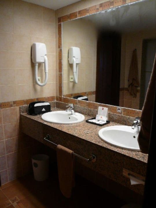 Badezimmer Hotel Riu Karamboa