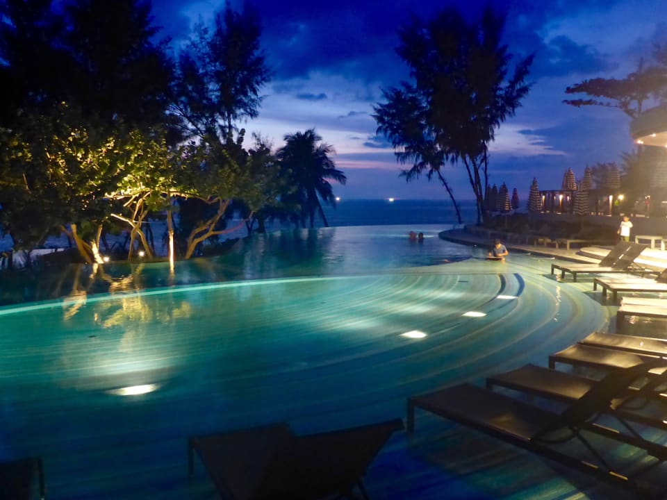 Pool Pullman Phuket Arcadia Naithon Beach