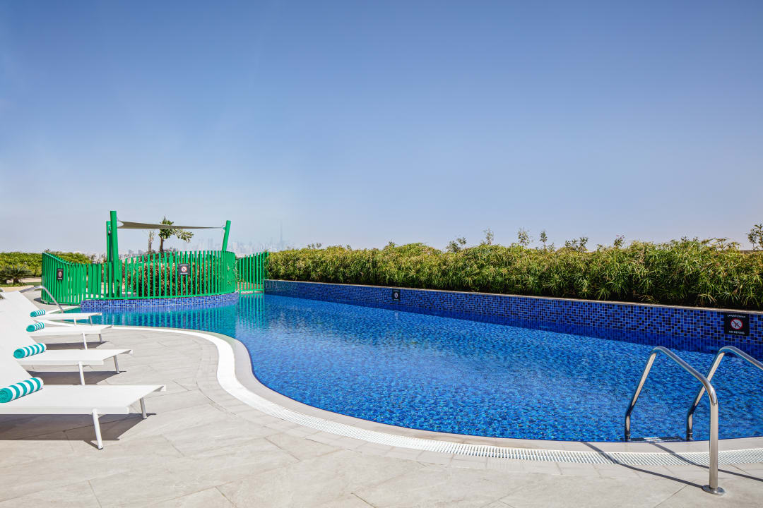 Pool Holiday Inn & Suites Dubai Science Park by IHG