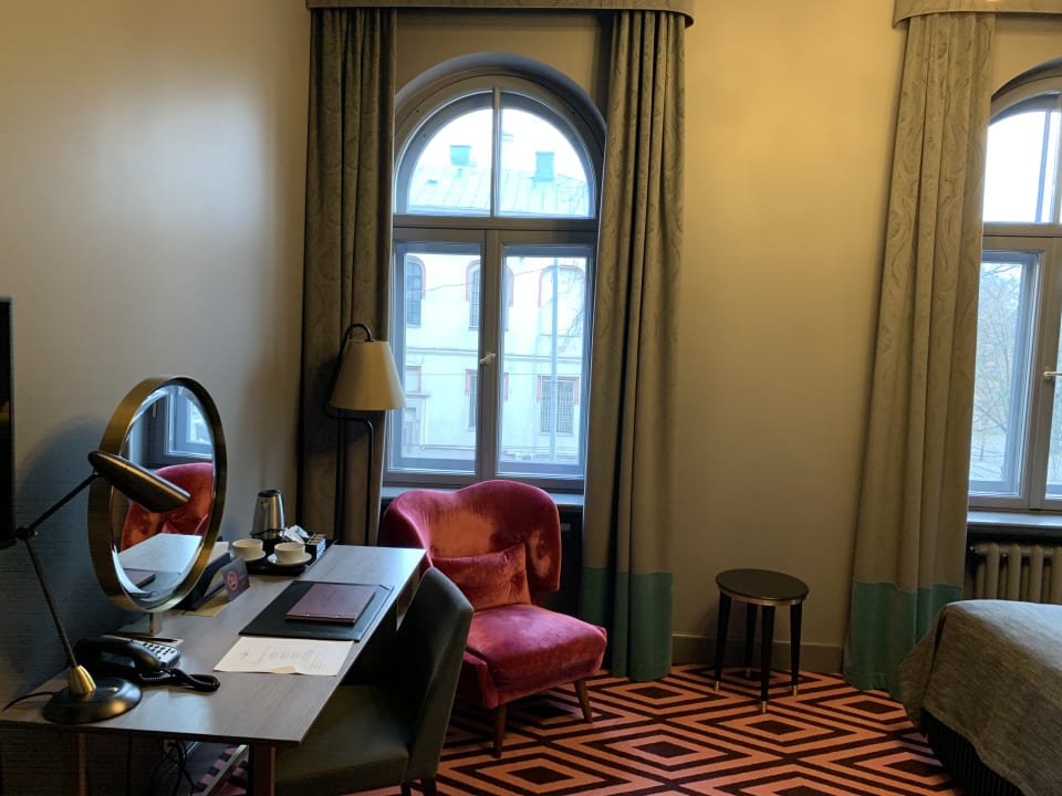 Zimmer Grand Poet Hotel by Semarah