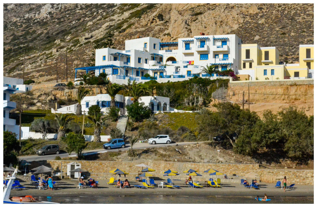BEACH AND HOTEL VIEW Hotel Archontiko