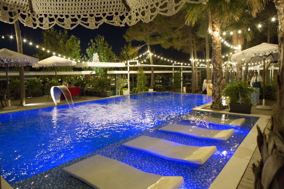 Pool Albanian Star Hotel