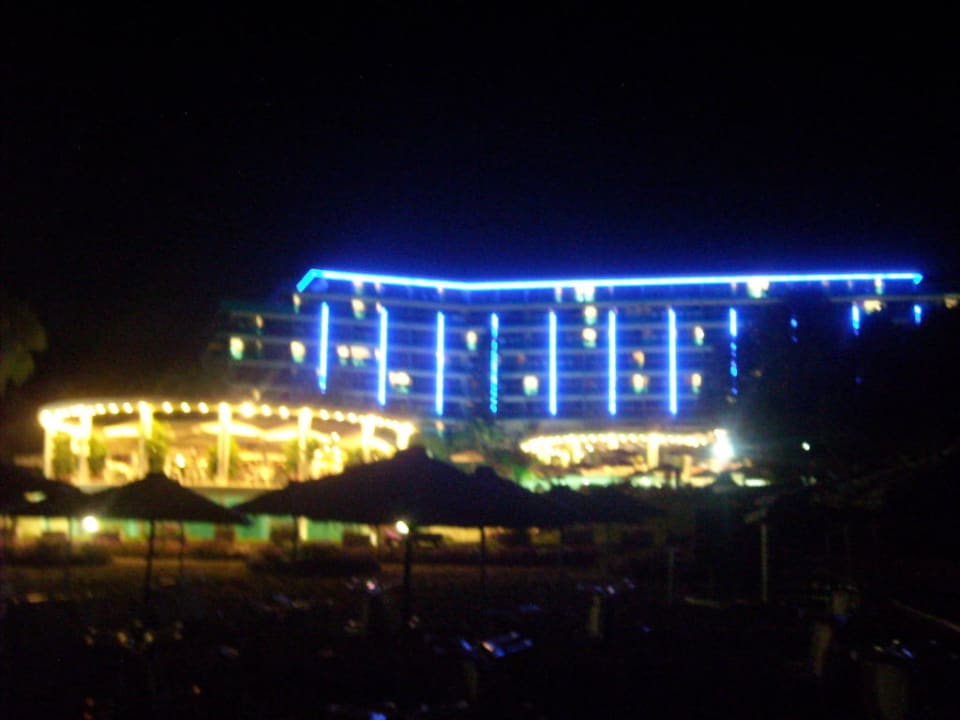 Bei Nacht Hotel Calypso Beach