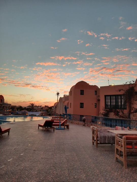 Außenansicht Rohanou Beach Resort