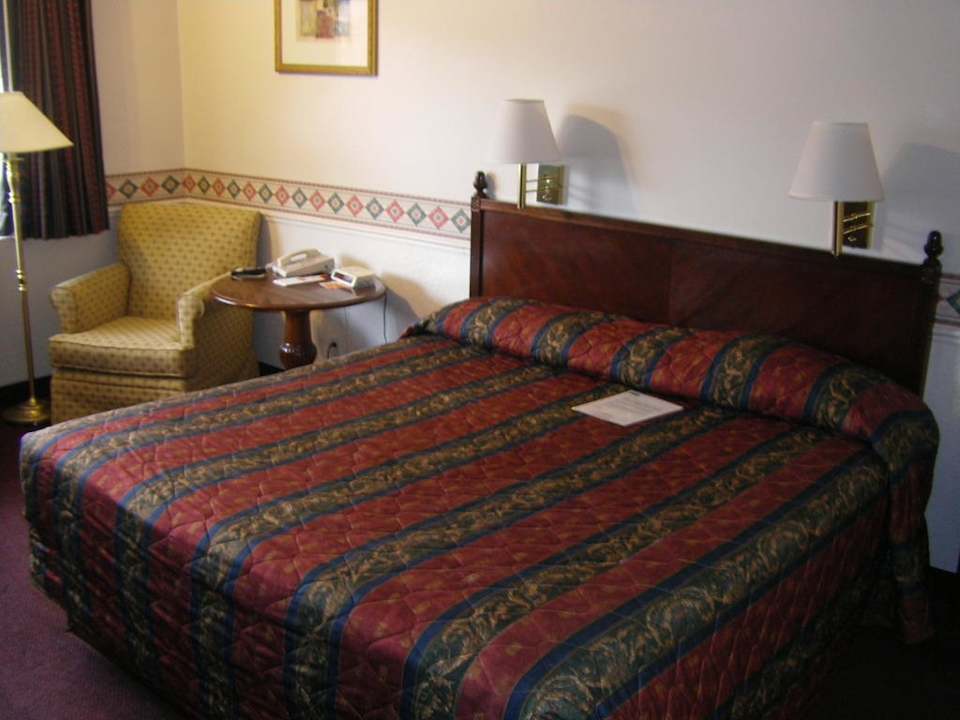 "Rustikale Zimmereinrichtung" Hotel Howard Johnson Express Inn Salt Lake City