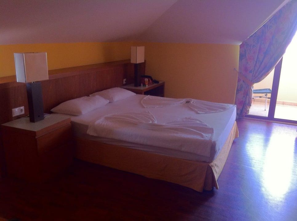 Unser Bett Club Grand Aqua