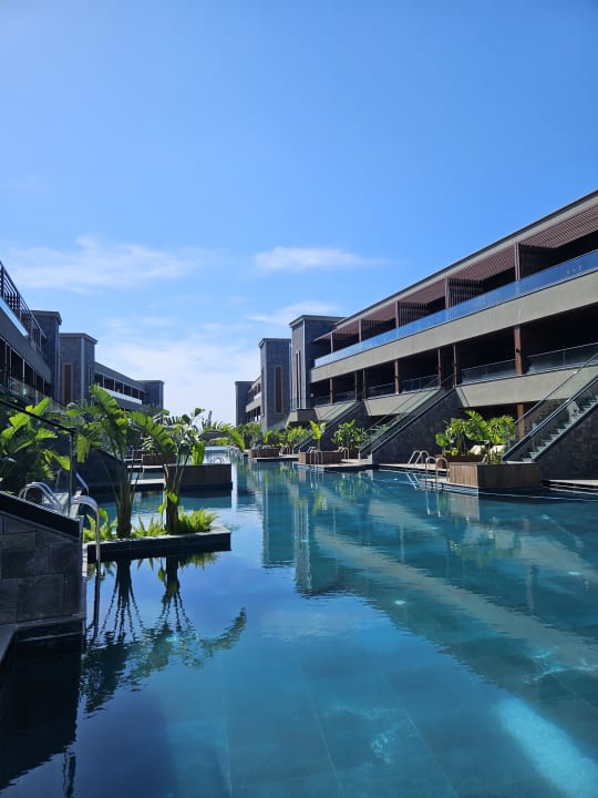 Pool Jacaranda Luxury Resort