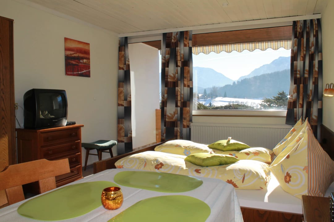 Apartment A - Wohn-Schlafraum Haus Löger Apartments