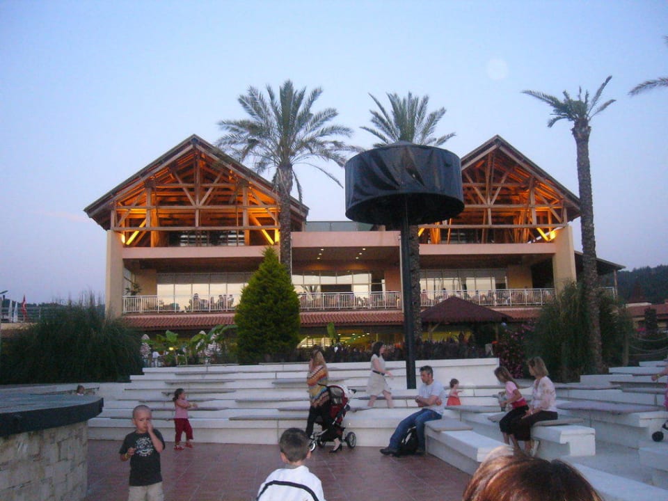 Theater Aqua Fantasy Aquapark Hotel & Spa