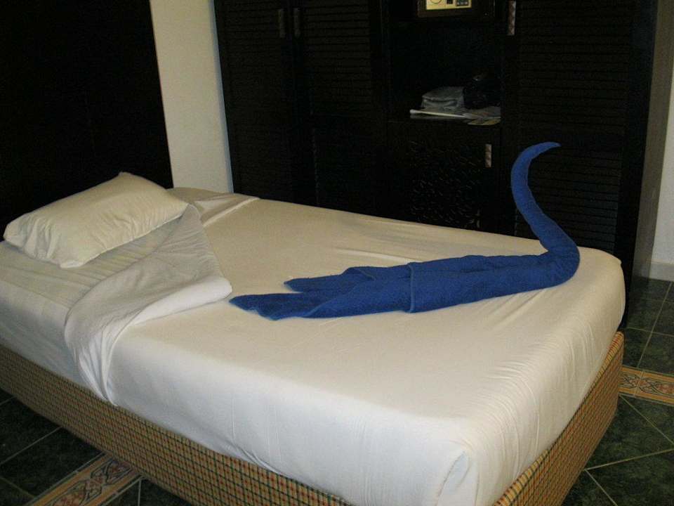 Лебеди Pickalbatros Alf Leila Wa Leila Resort - Neverland Hurghada