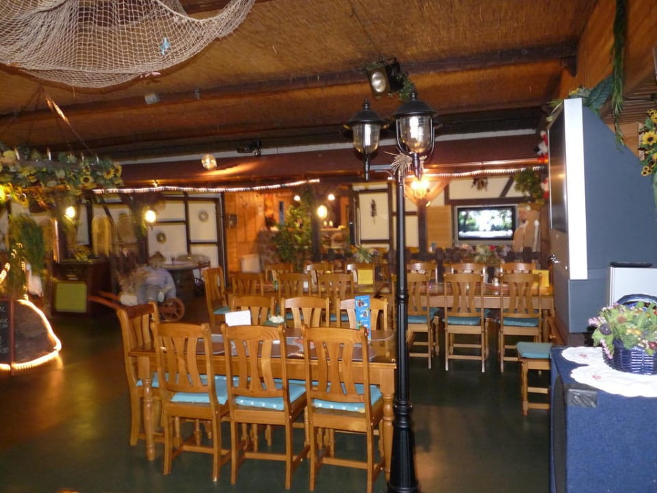Restaurant Innenansicht Feriendorf Storchennest