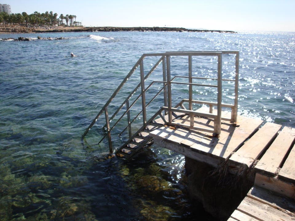 Steg Constantinou Bros Athena Royal Beach Hotel