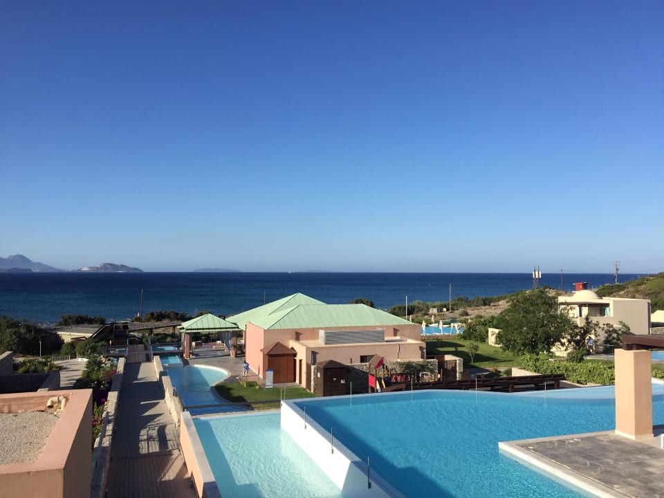 Ausblick Richtung Meer aus der ersten Etage Atlantica Belvedere Resort