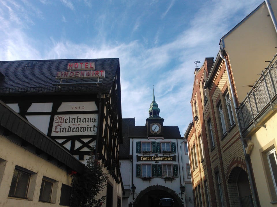 Eingang Hotel Lindenwirt