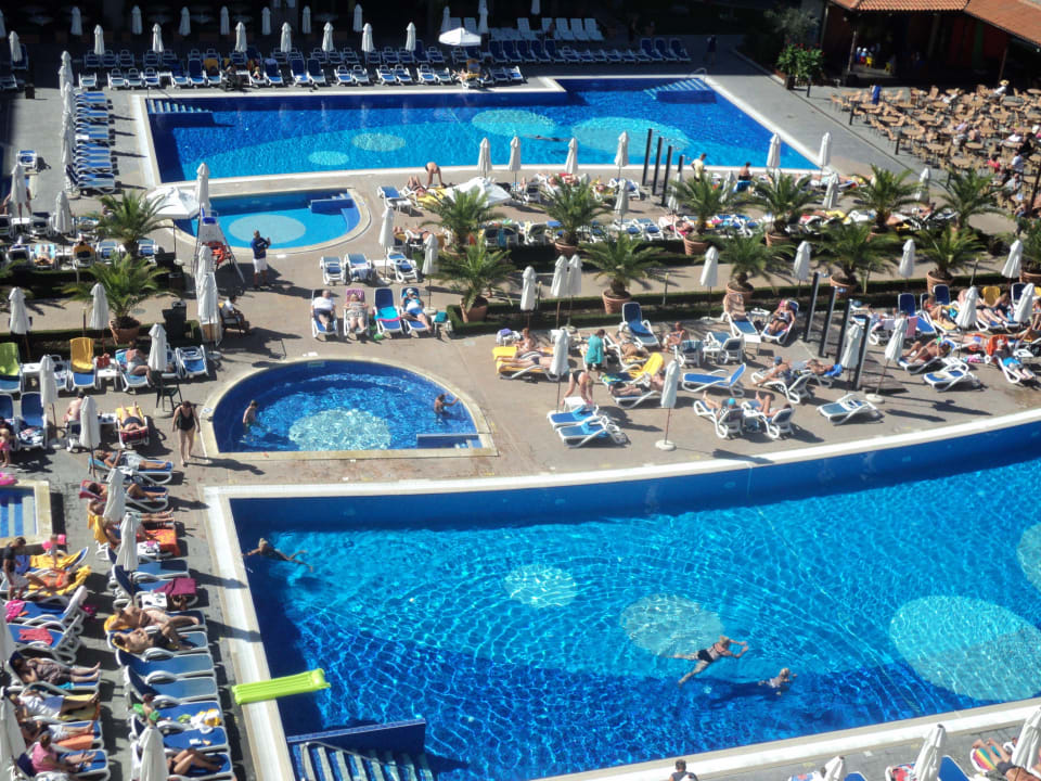 Poolblick vom Zimmer aus Meliá Sunny Beach