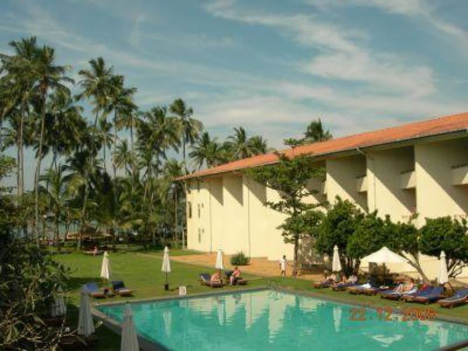 Widok  z restauracji Mermaid Hotel & Club