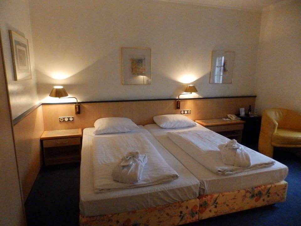Doppelbetten Parkhotel Kurhaus