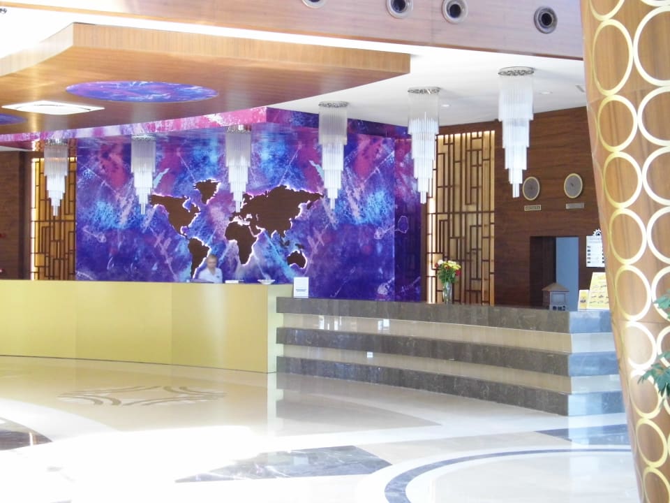 Lobby Sunmelia Beach Resort