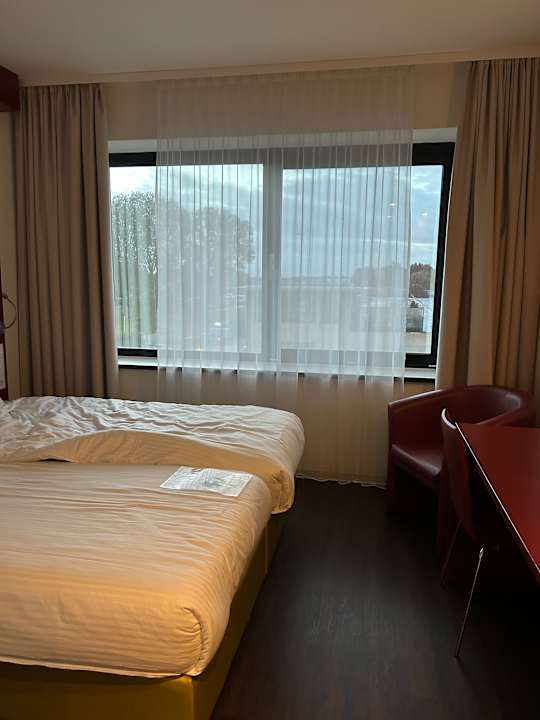Zimmer Amedia Amsterdam Airport