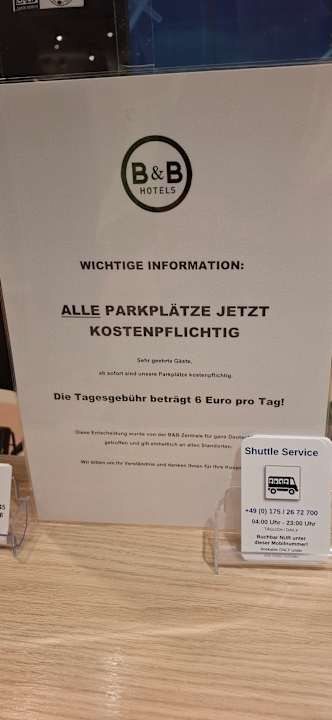 Lobby B&B Hotel München-Airport