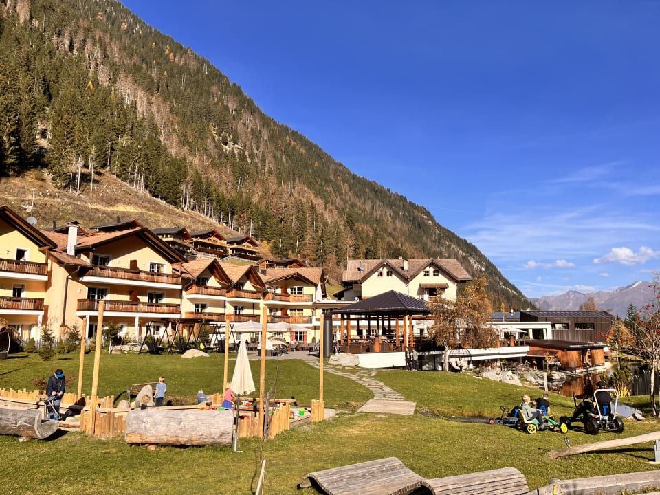 Gartenanlage Alphotel Tyrol