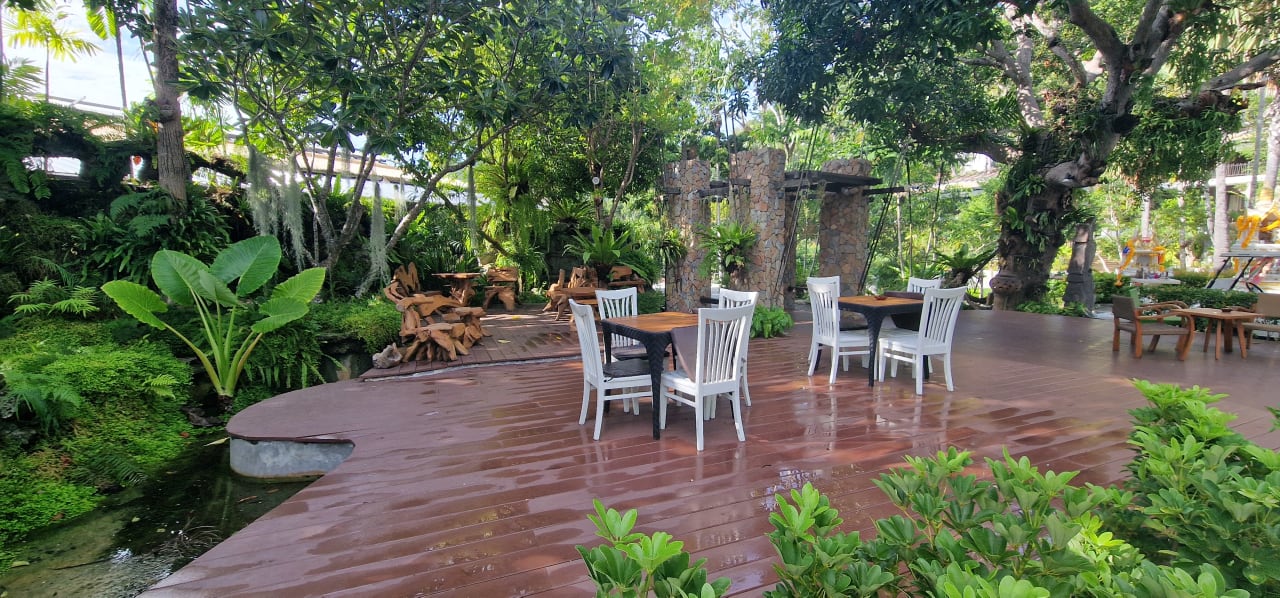 Gartenanlage Panviman Resort Koh Phangan
