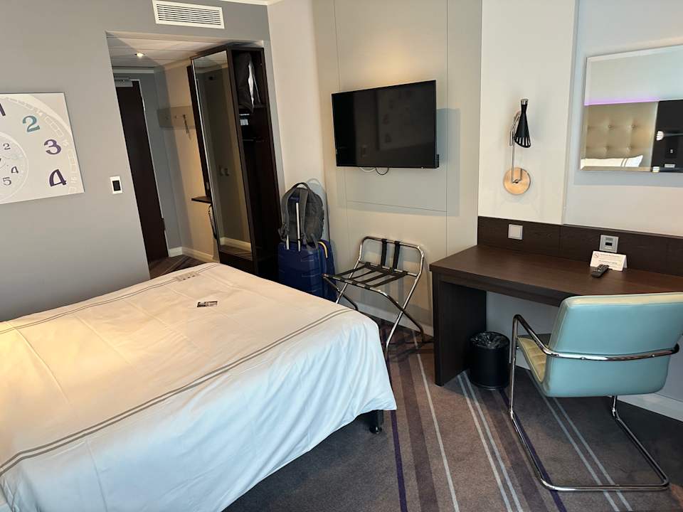 Zimmer Premier Inn Leipzig City Oper Hotel