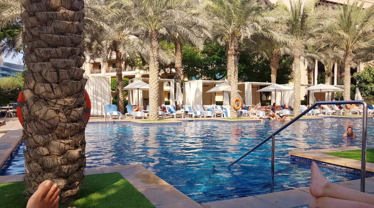 "Pool" Palace Downtown (Dubai) • HolidayCheck (Dubai | Vereinigte ...