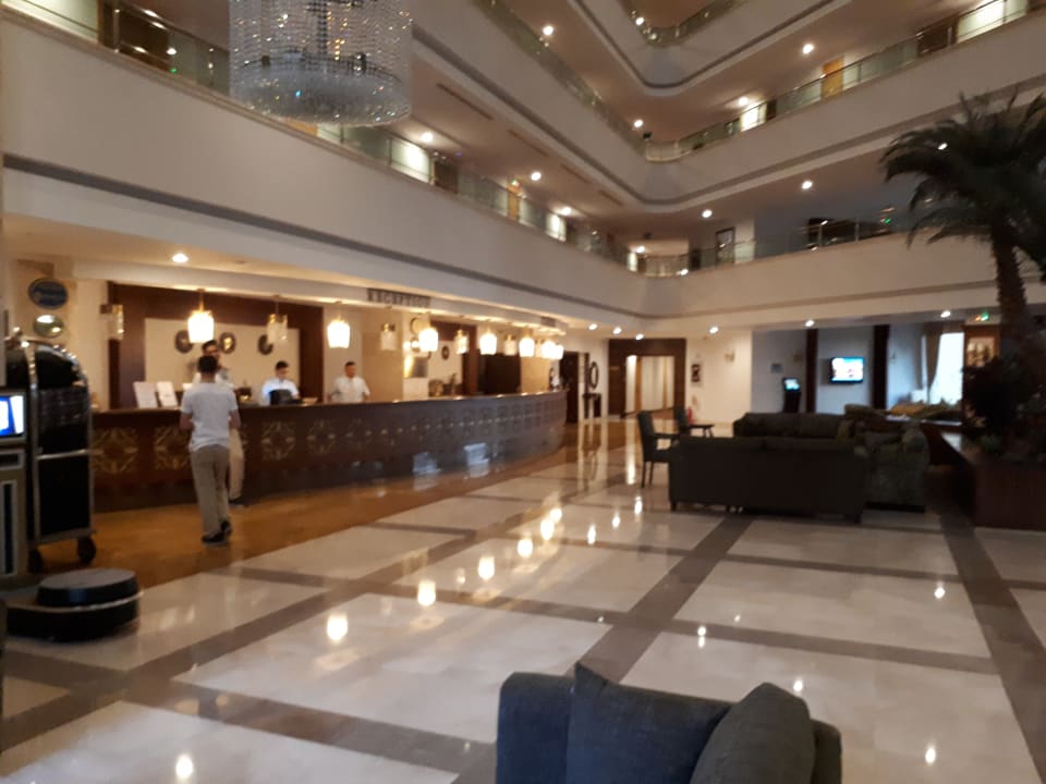 Lobby Saphir Resort & Spa