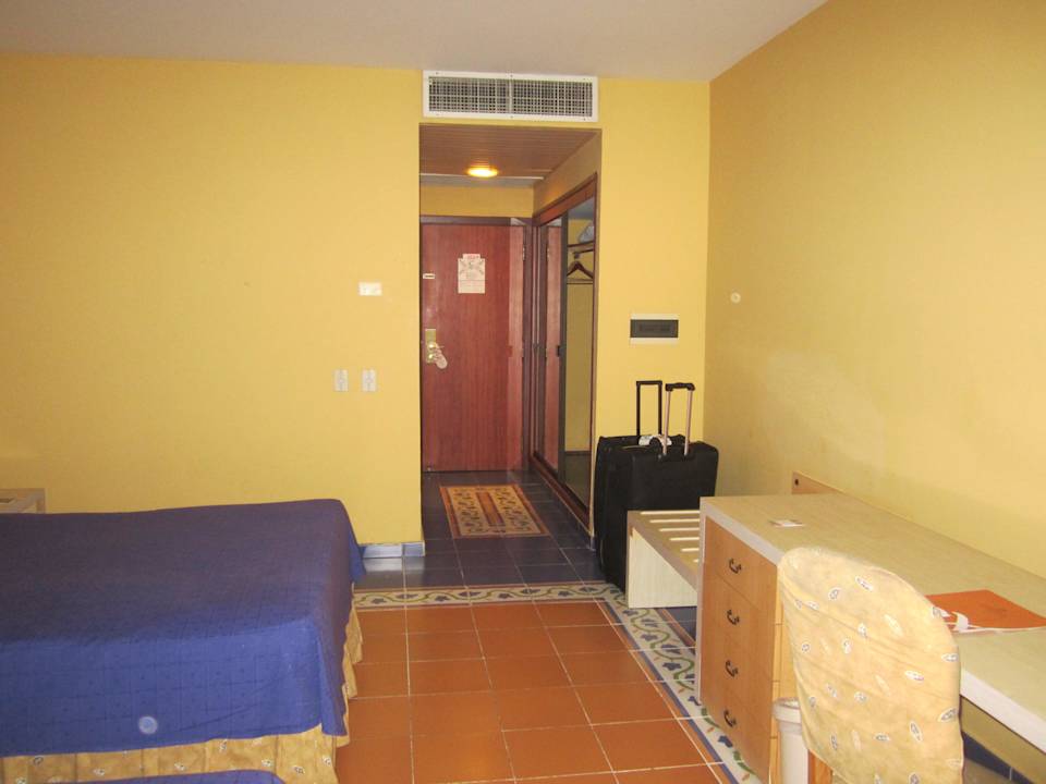 Zimmer - Blick Richtung Tür Memories Miramar Havana