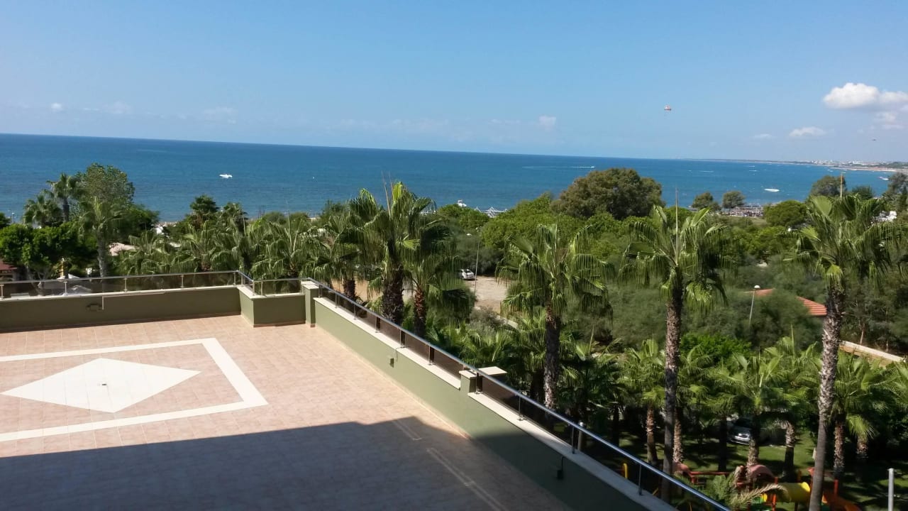 Aussicht vom Balkon Hotel Grand Side