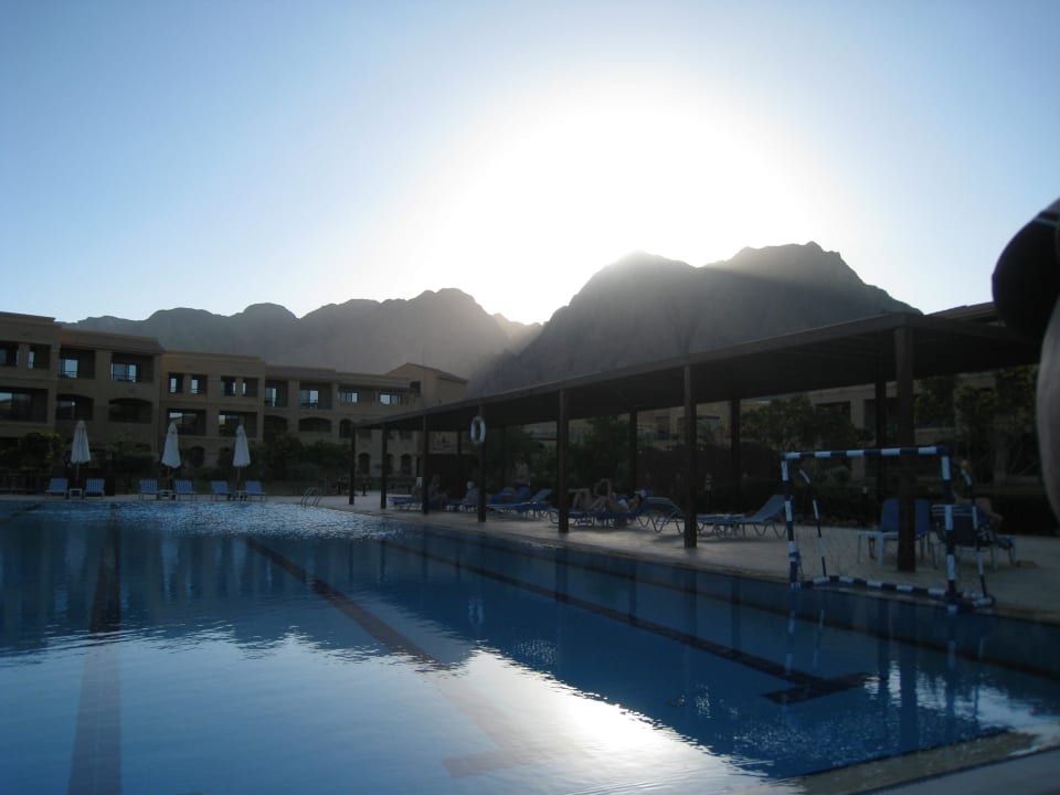 Gory Za Hotelem Hotel Swiss Inn Dream Resort Taba Taba Heights Holidaycheck Sharm El Sheikh Sinai Agypten