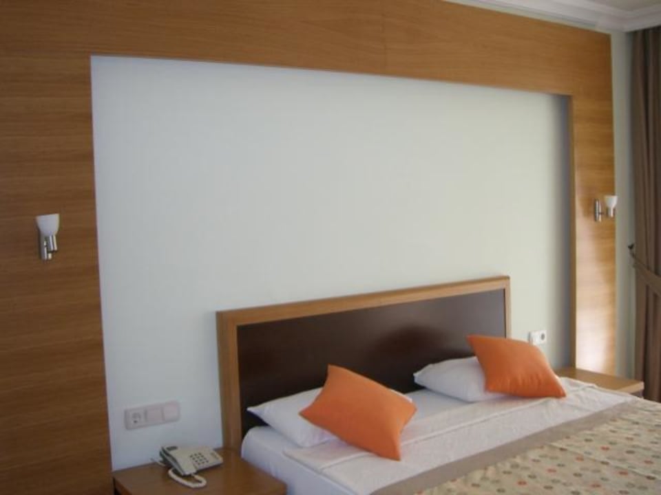 Neues Bett Hotel Sirma