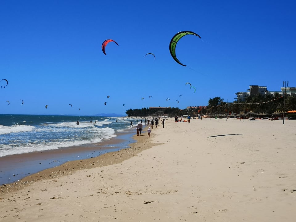 Strand Bamboo Village Beach Resort & Spa