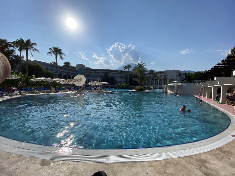 Pool Rixos Premium Tekirova