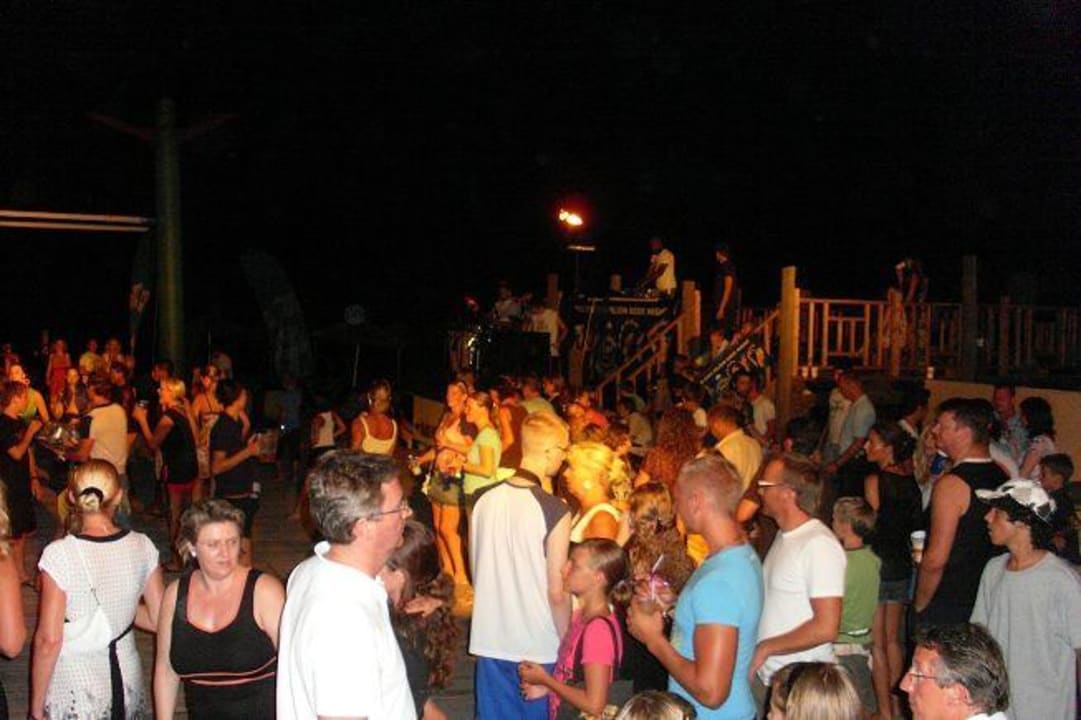 Schnee-Party am Strand Asteria Family Belek