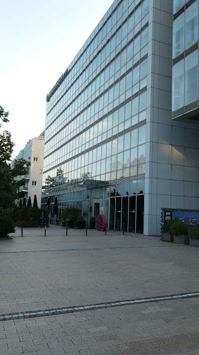 Außenansicht NH Collection Köln Mediapark