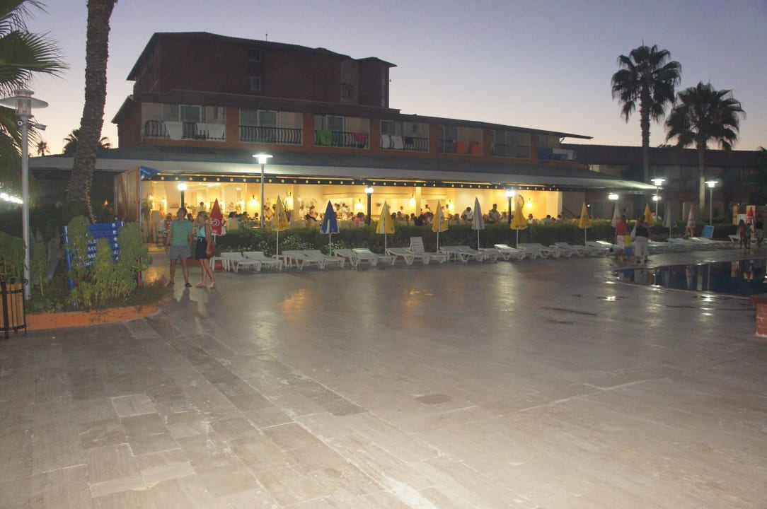 Abends Club Turtas Beach Hotel