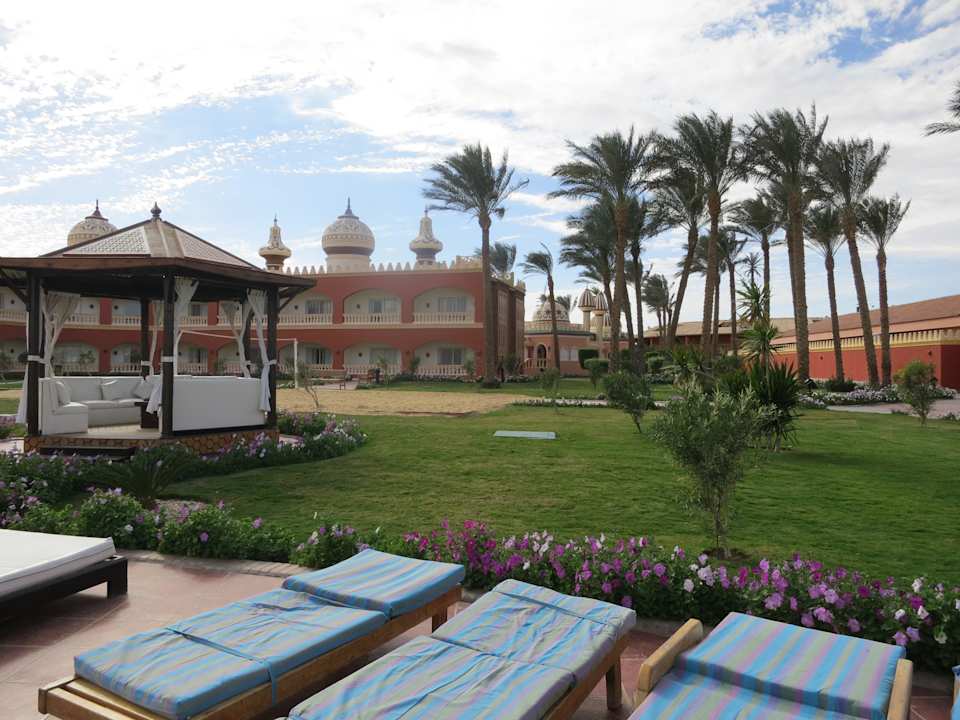 Территория Pickalbatros Alf Leila Wa Leila Resort - Neverland Hurghada