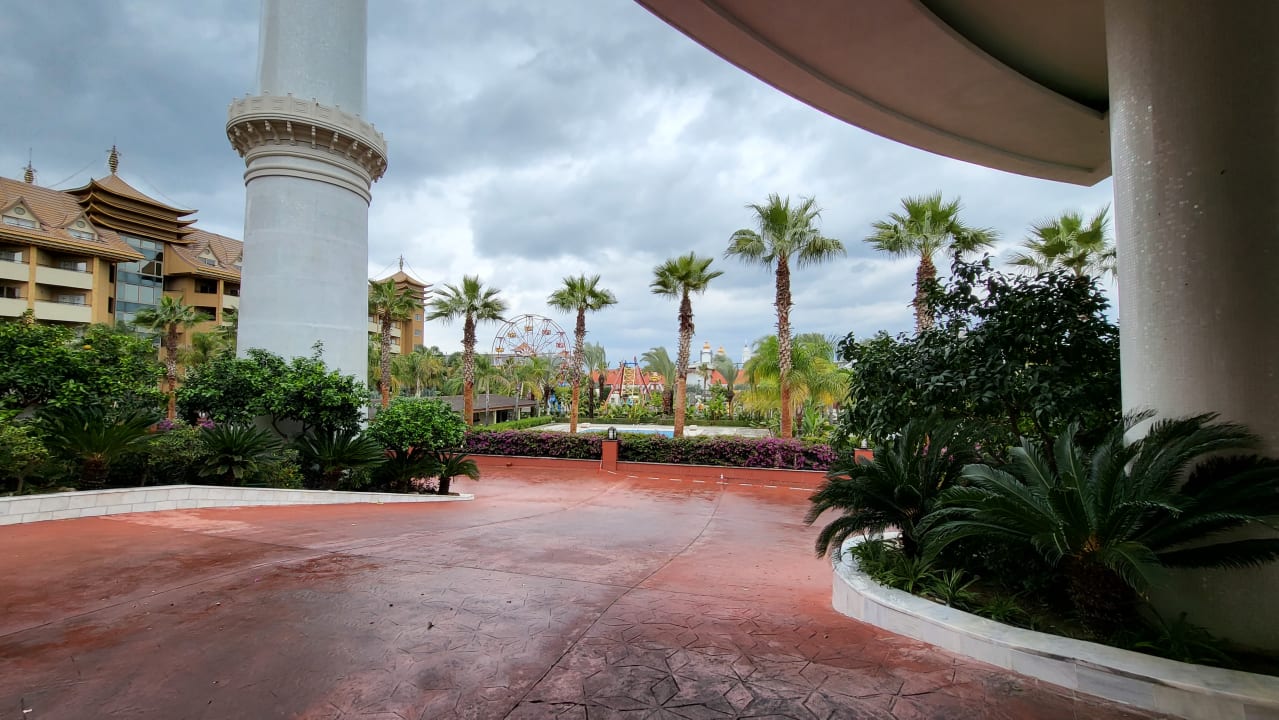 Außenansicht Royal Taj Mahal Hotel