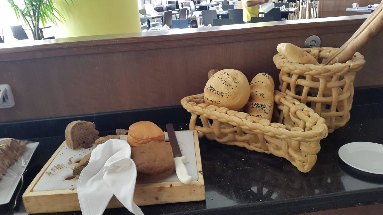 Auswahl an Brot Novotel Marsa Alam Beach Resort