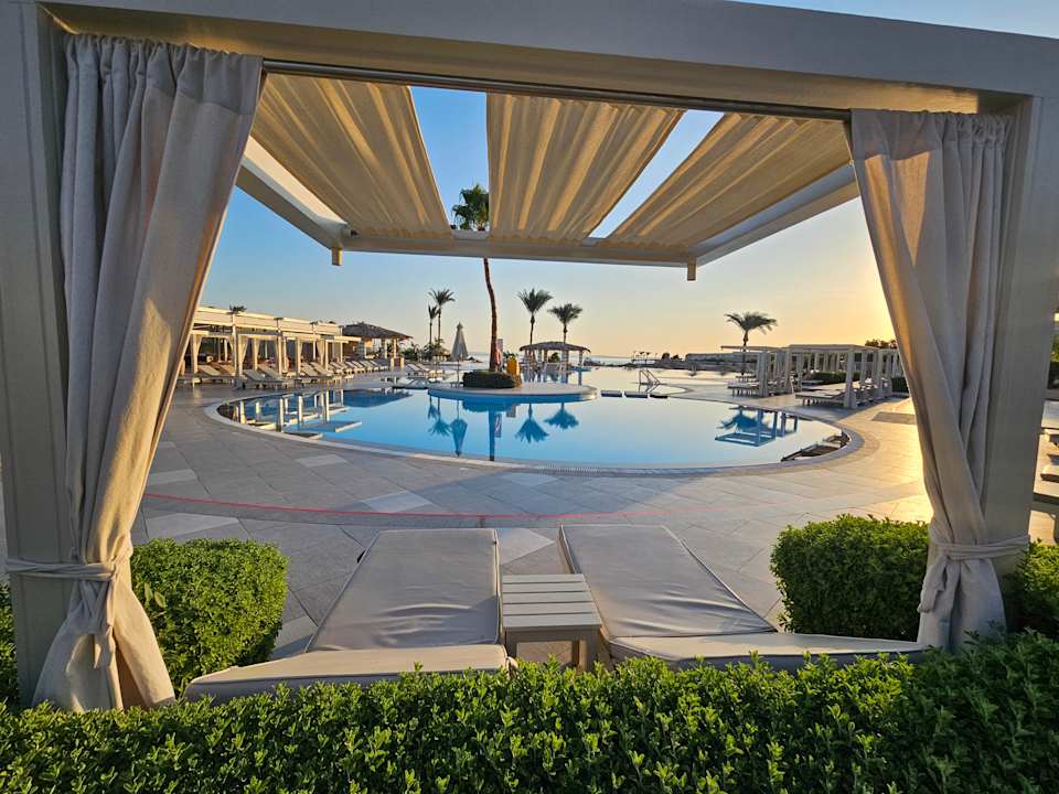 Pool JAZ Elite Casa del Mar Beach