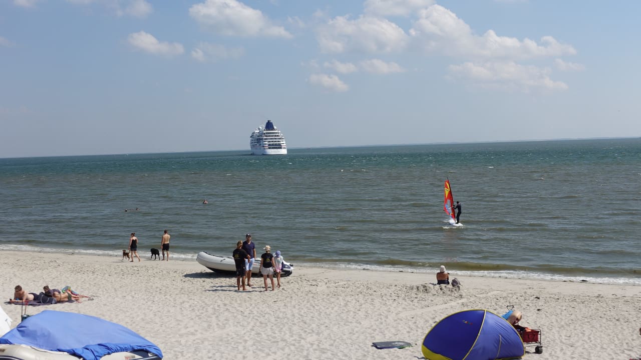 Außenansicht Hotel Strand am Königshafen