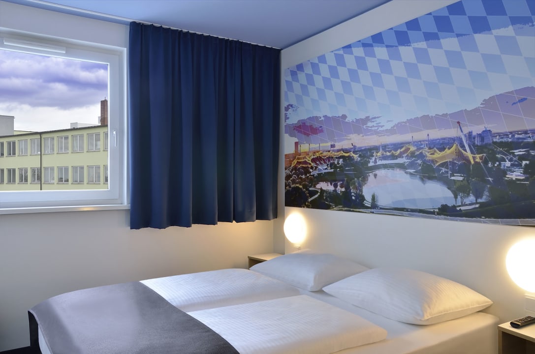 "Zimmer" B&B Hotel München City-Nord (München) • HolidayCheck (Bayern ...