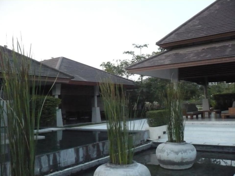 Weg zur Lobby Hotel AKA Resort Hua Hin