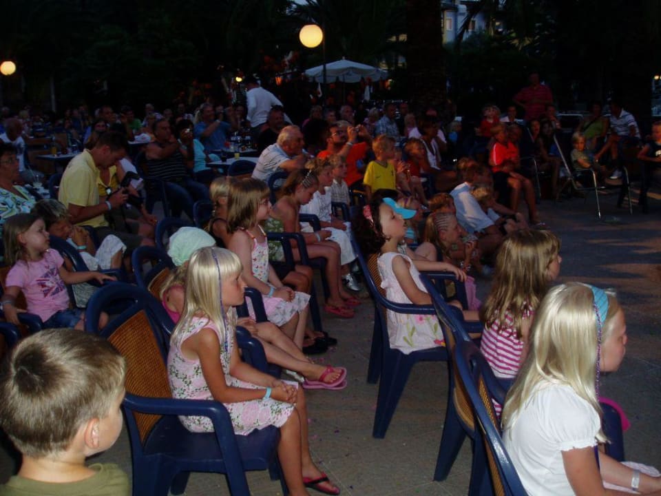 Tolle Abendunterhaltung für Kinder Alcudia Garden Aparthotel