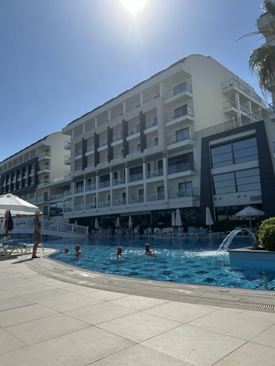 Außenansicht Diamond De Luxe Hotel & Spa