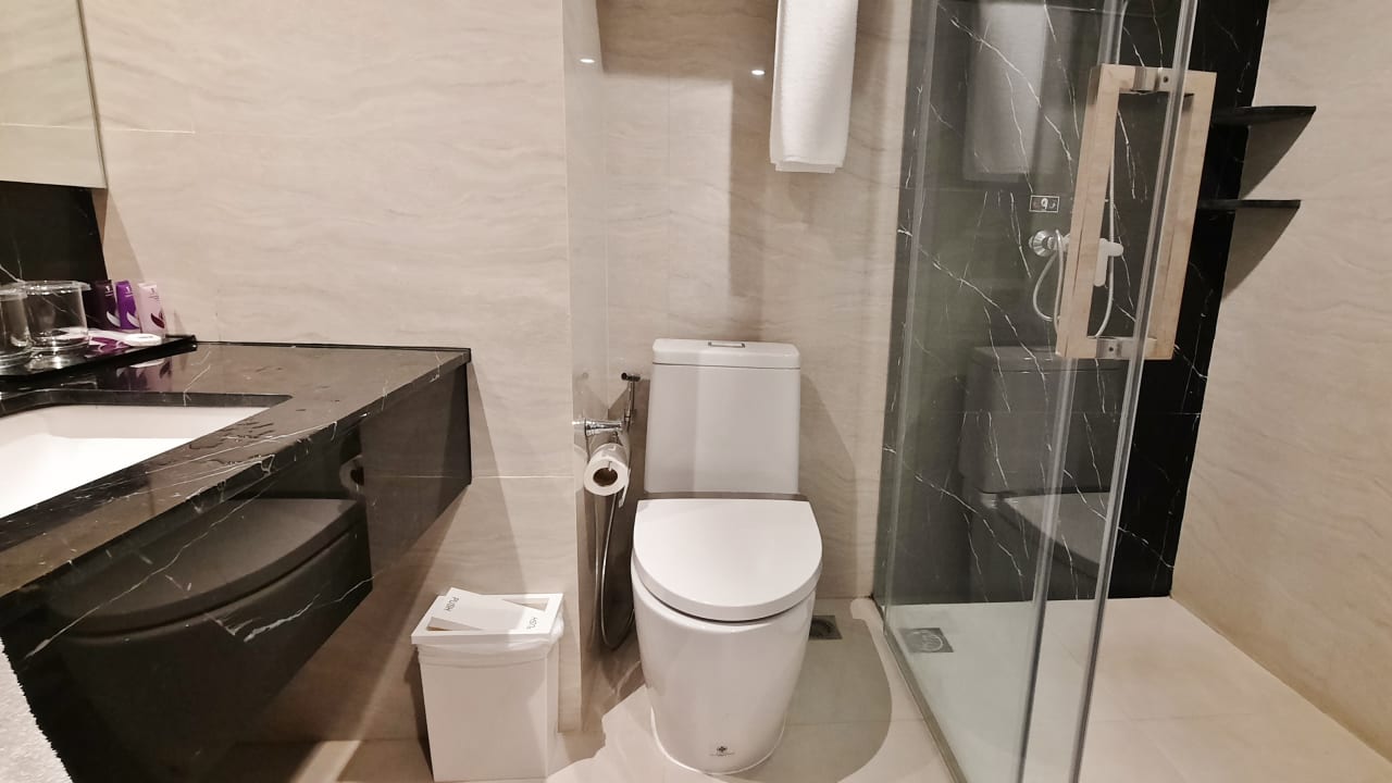 Zimmer Nakhon Phanom River View Hotel