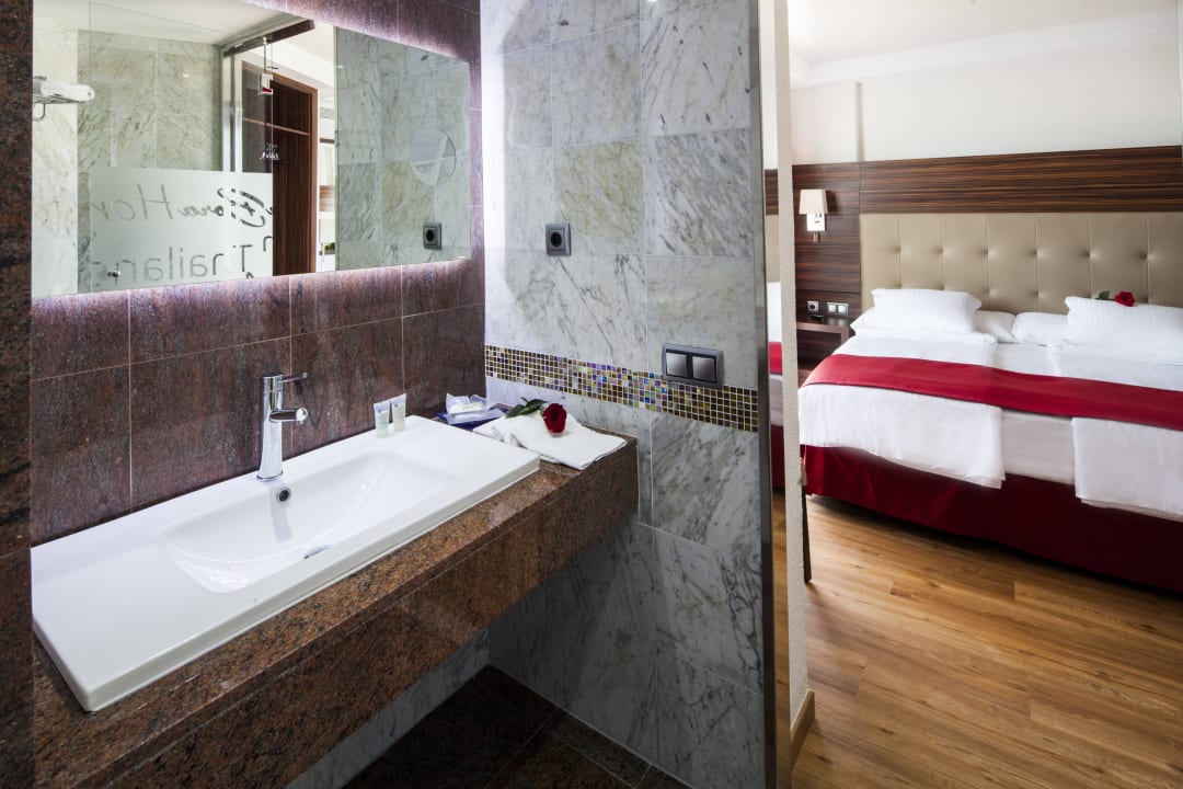 Junior Suite Europe Playa Marina - Adults Only