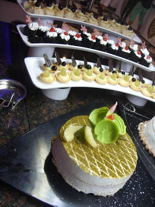 Sehr lecker Side Royal Paradise Hotel